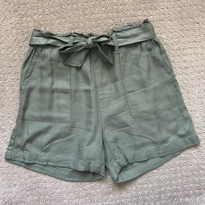 Euc girl’s H&M shorts size 6X